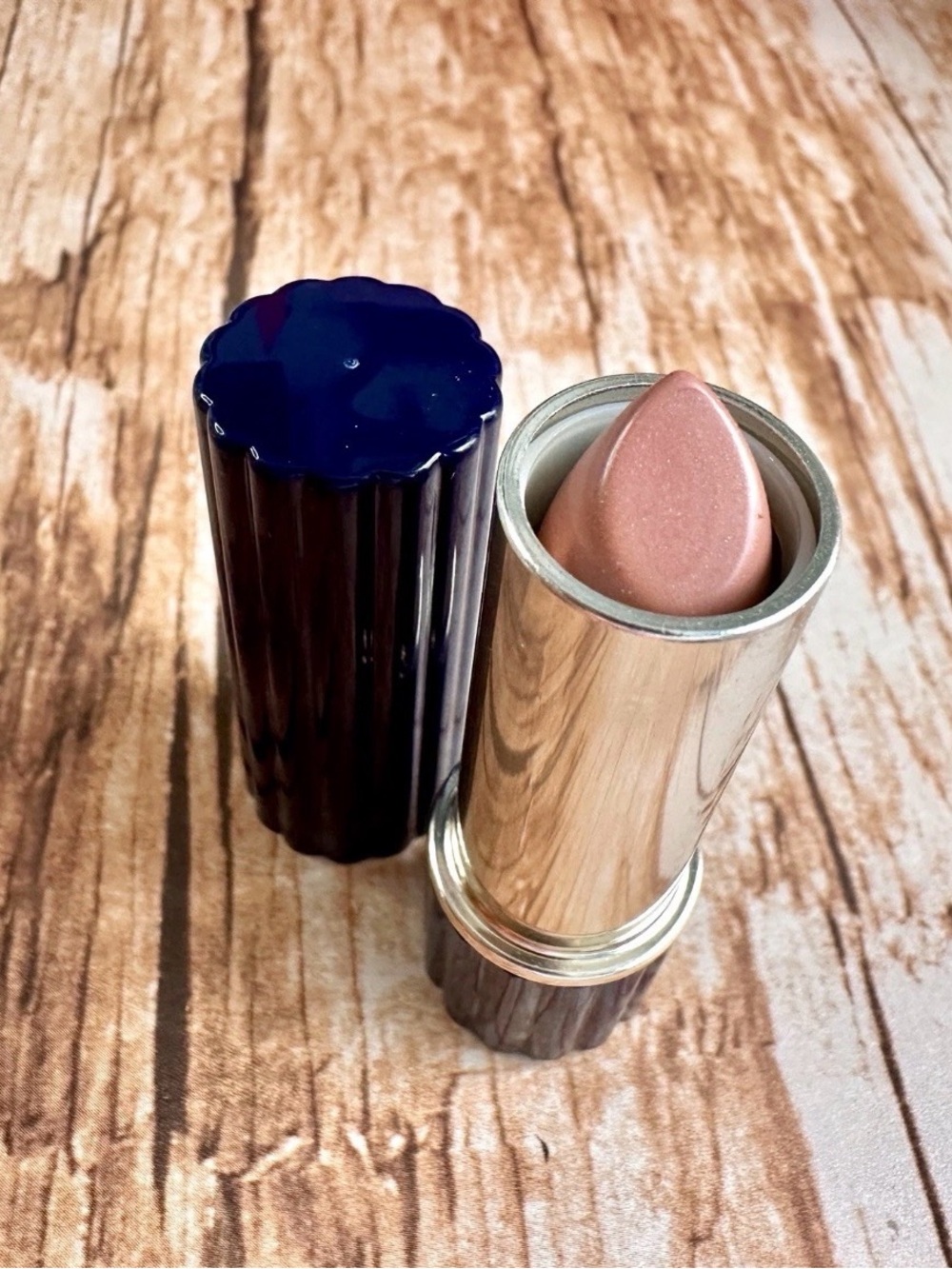 Estee Lauder MOCHA PINK Lipstick (Full Size) navy tube retired - Picture 6 of 8